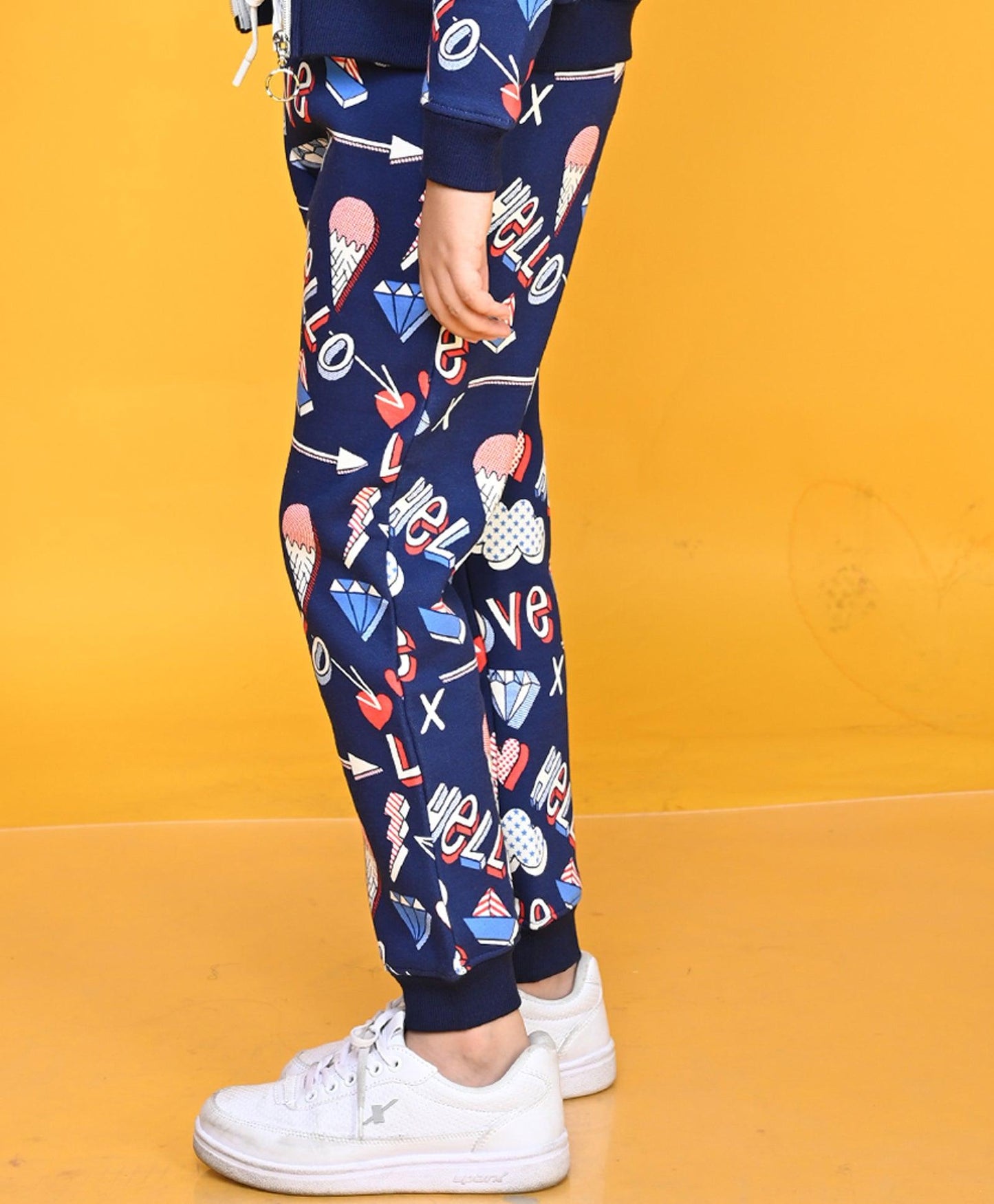 HELLO LOVE GIRLS JOGGER - NAVY BLUE - Anthrilo 