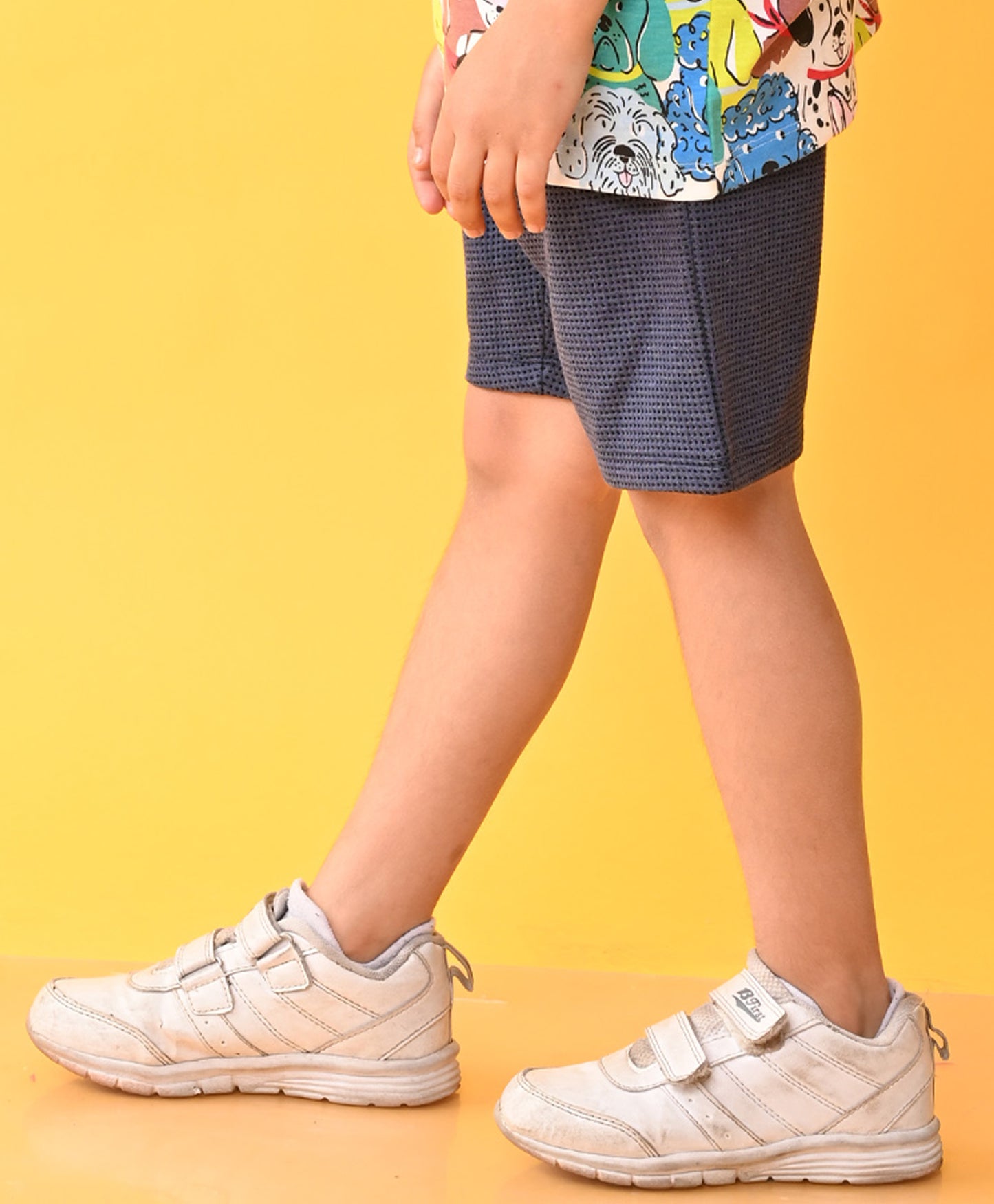 BLUE CHECK TEXTURED BOYS SHORTS - BLUE