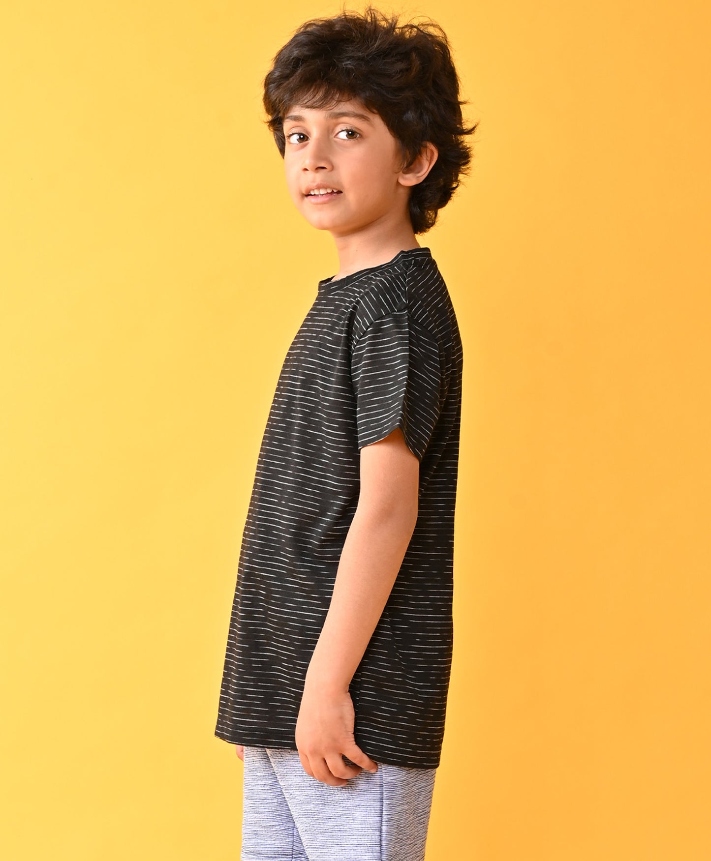 BLACK SLUB MELANGE SHORT SLEEVE BOYS T-SHIRT - BLACK