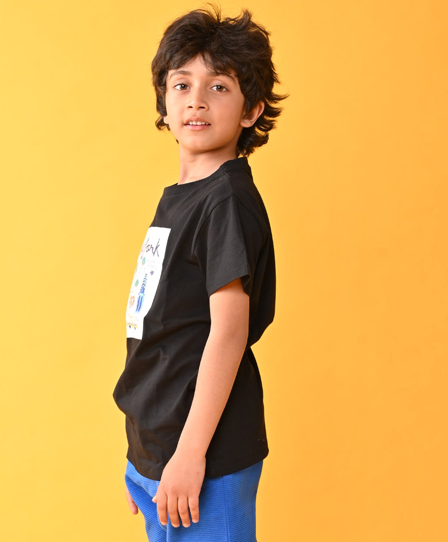 NEWYORK BLACK SHORT SLEEVE BOYS T-SHIRT - BLACK