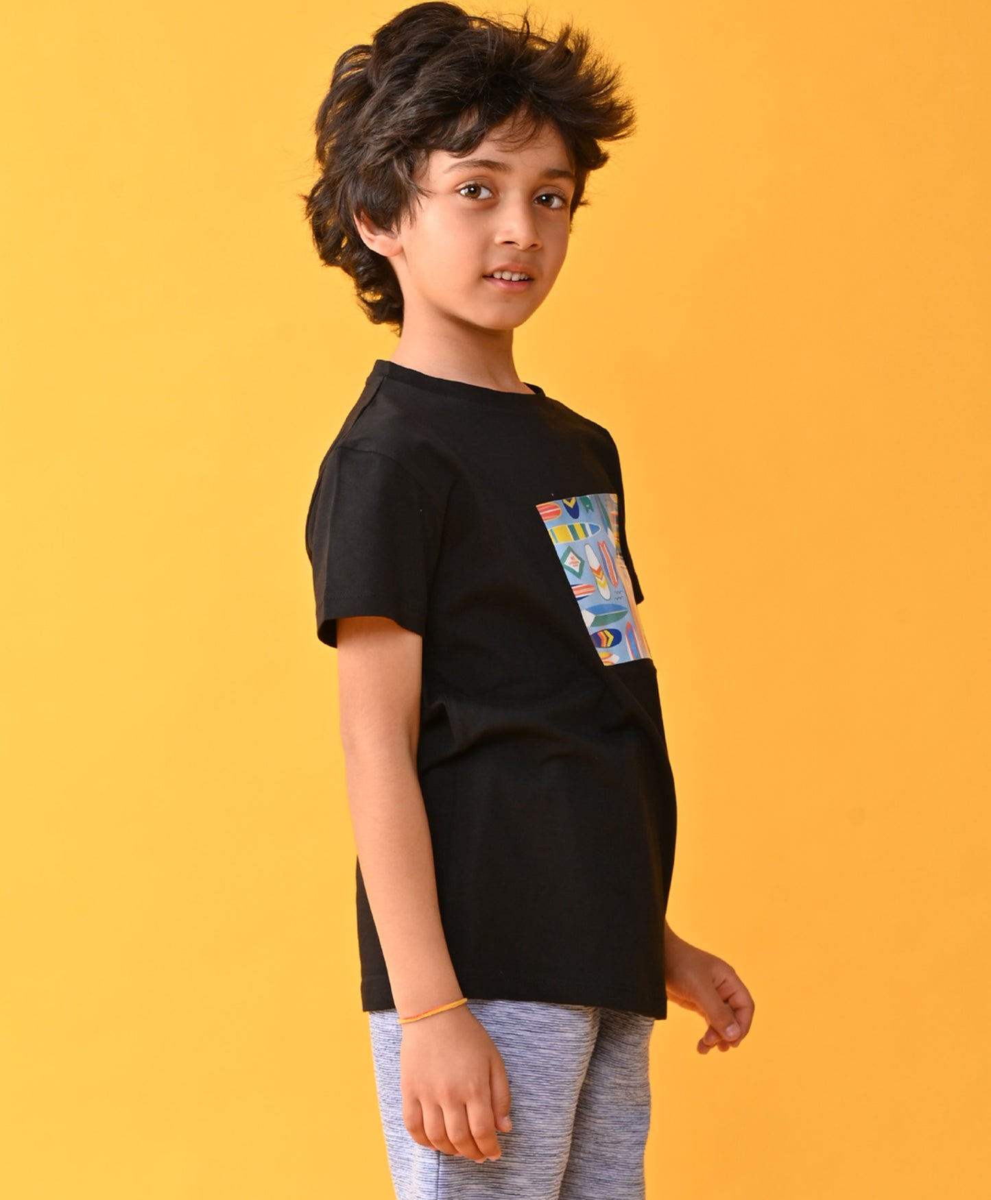 NO LIFEGUARD BLACK SHORT SLEEVE BOYS T-SHIRT - BLACK