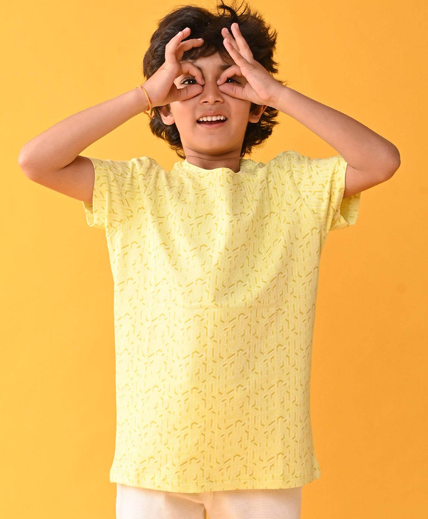 YELLOW ZIG ZAG PIQUE SHORT SLEEVES T-SHIRT - YELLOW