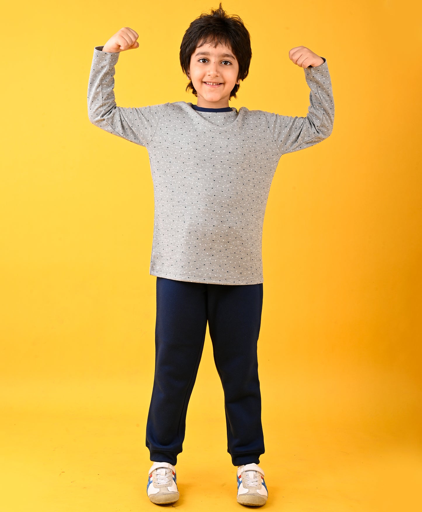 DOTTED GREY LONG SLEEVES T-SHIRT AND NAVY FLEECE JOGGER SET - GREY/NAVY