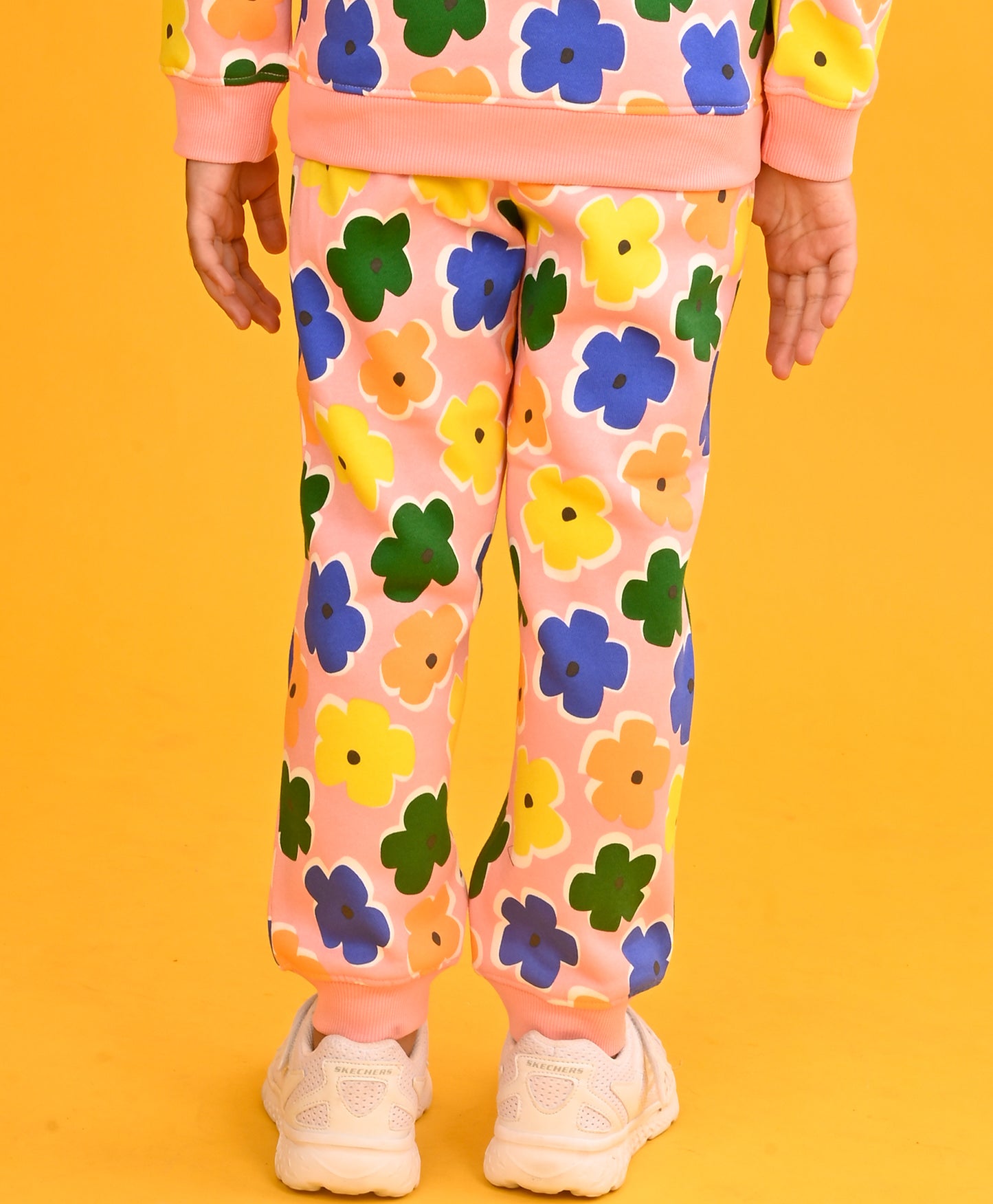 PINK FLOWERS GIRLS FLEECE JOGGER - PINK