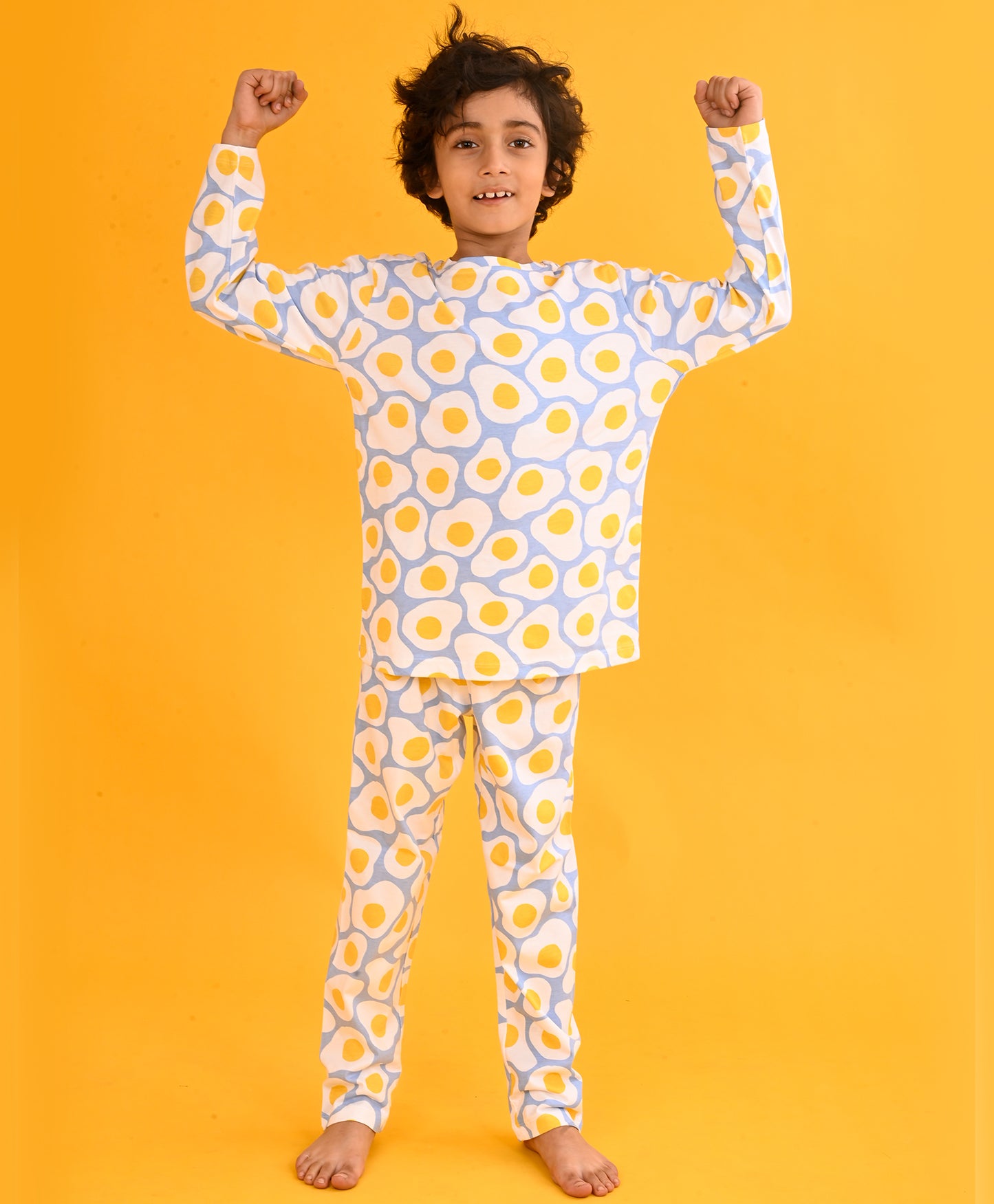 EGGS PRINT BOYS LONG SLEEVES PYJAMA SET - WHITE