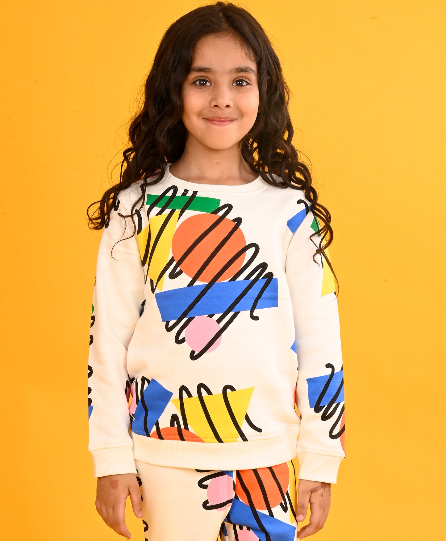 SHAPES PRINT FLEECE GIRLS SWEATSHIRT - WHITE