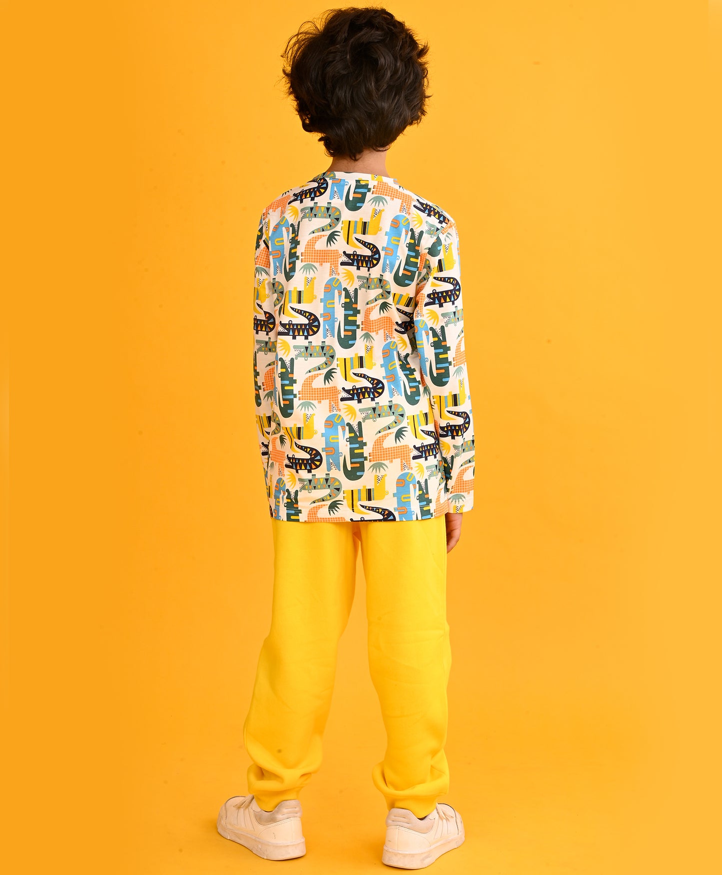 CROCODILE LONG SLEEVE T-SHIRT YELLOW FLEECE JOGGER SET - WHITE/YELLOW