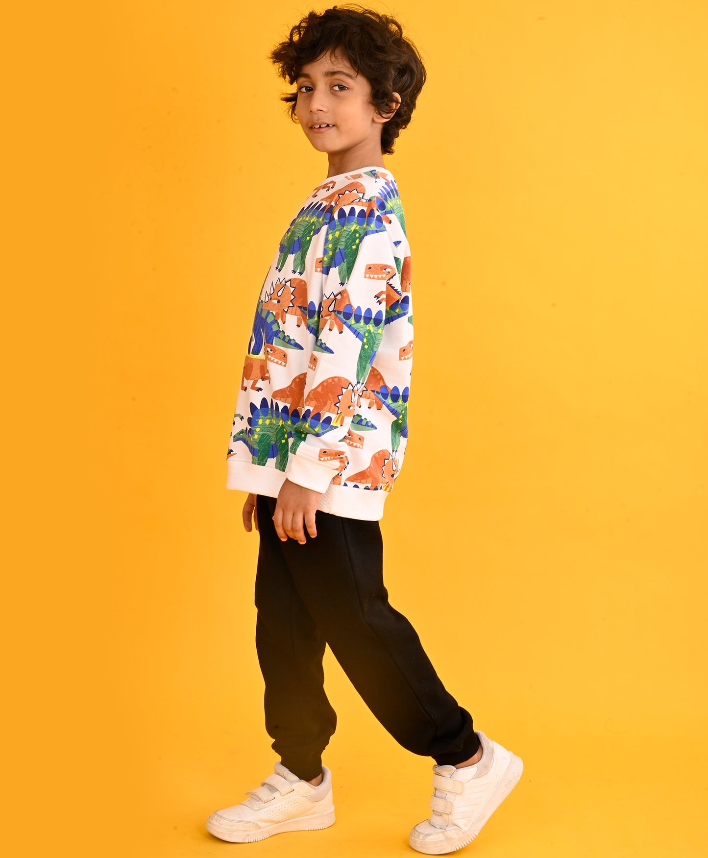 TRI DINOSAUR BOYS SWEATSHIRT BLACK FLEECE JOGGER SET - WHITE/BLACK