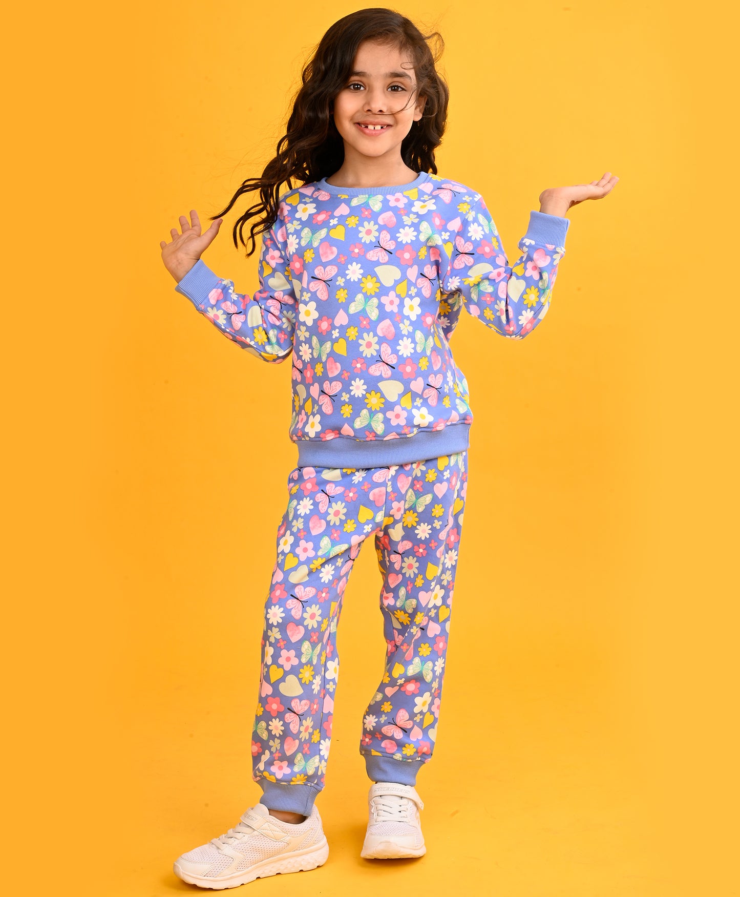 BLUE HEART FLOWERS GIRLS SWEATSHIRT JOGGER SET - BLUE