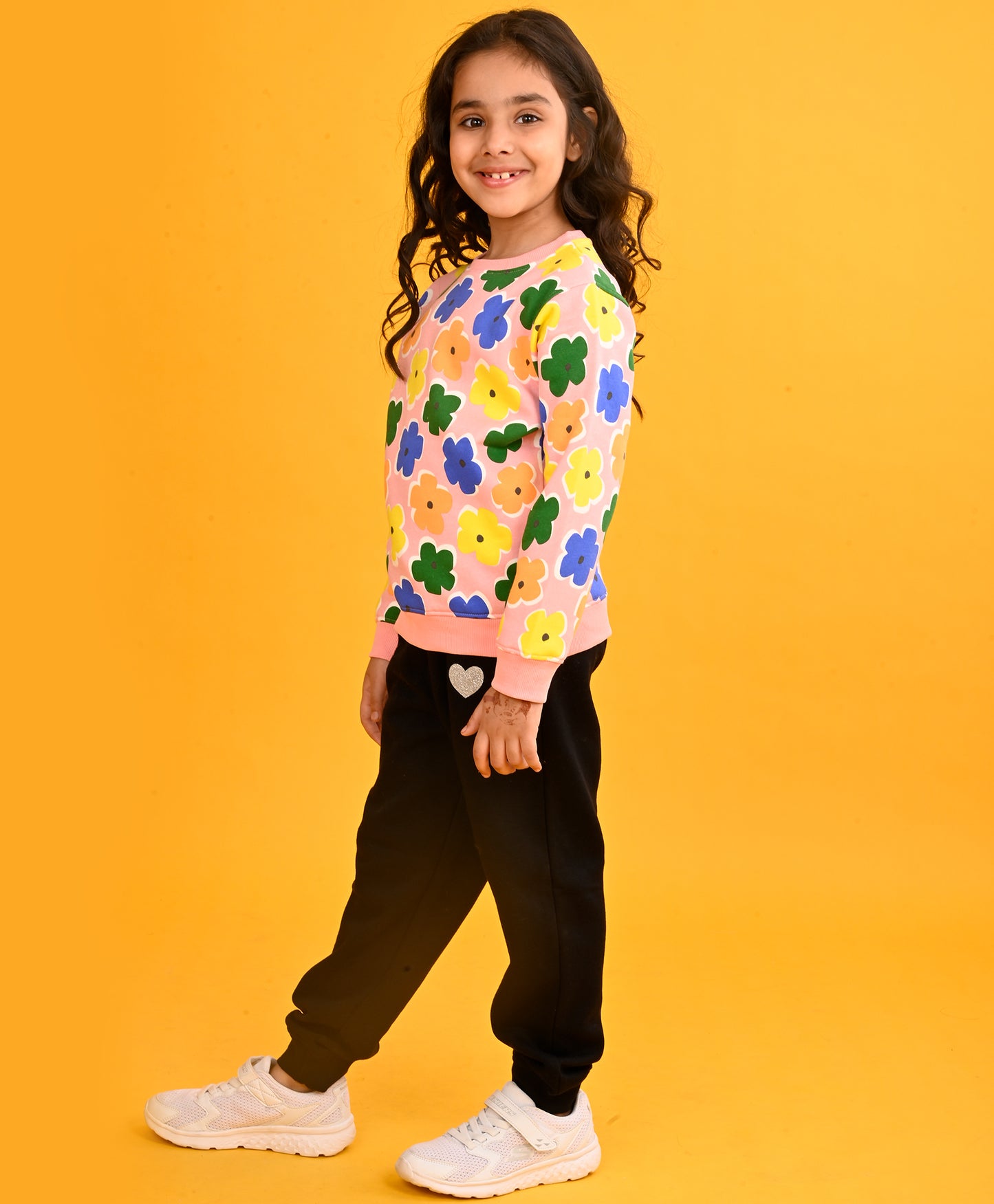 FLOWERS PINK GIRLS SWEATSHIRT BLACK HEART FLEECE JOGGER SET - PINK/BLACK