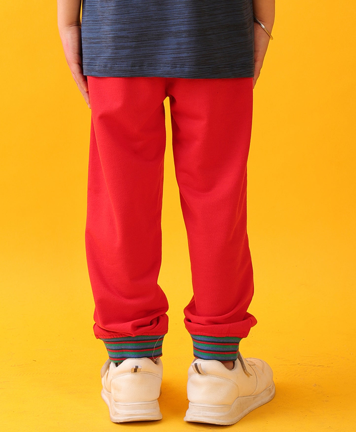 SUMMER RED JOGGER WITH STRIPED RIB - RED