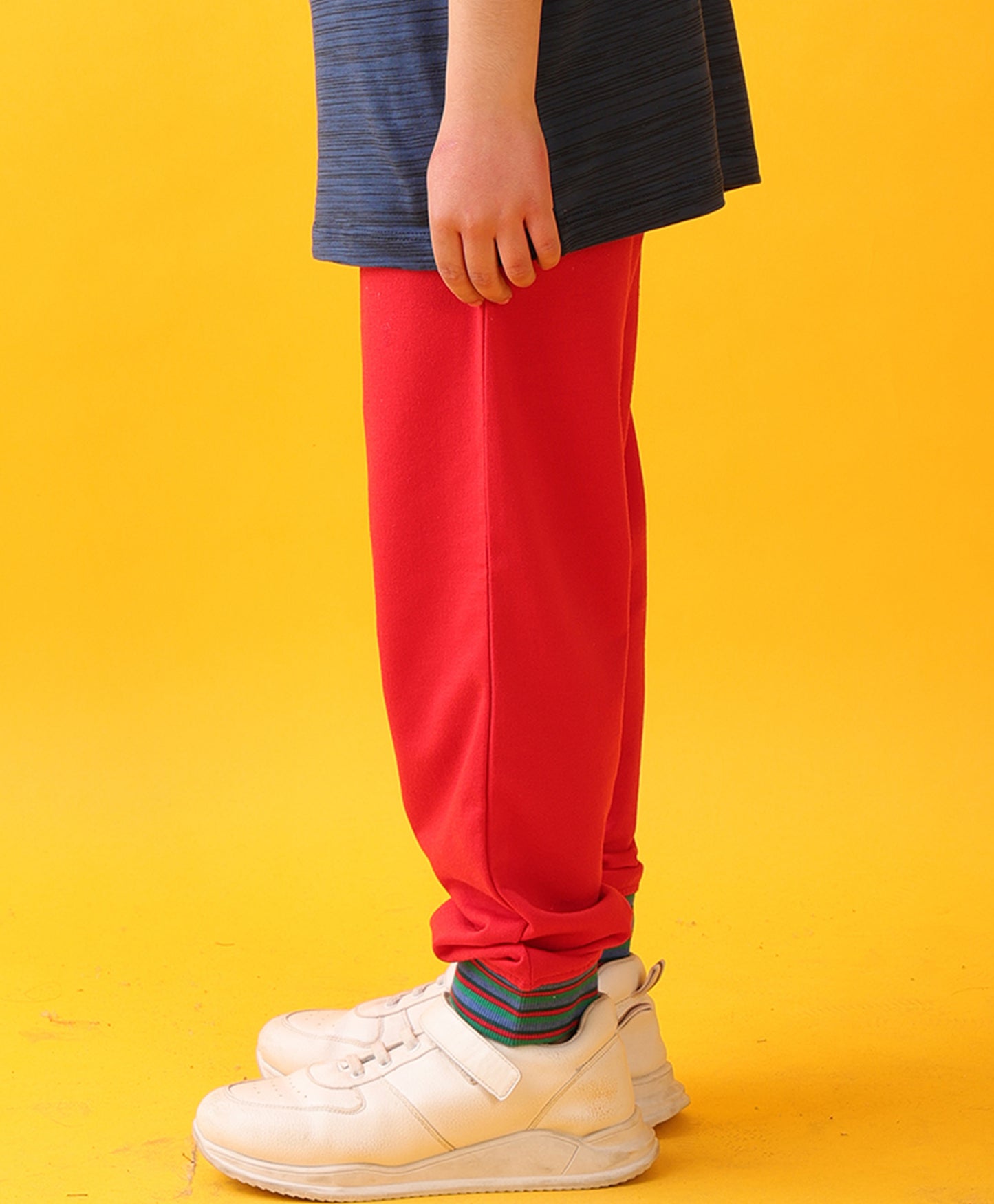 SUMMER RED JOGGER WITH STRIPED RIB - RED